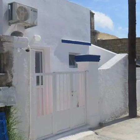 Semesterbostad Charming Traditional 1-Bed House In Rhodes *